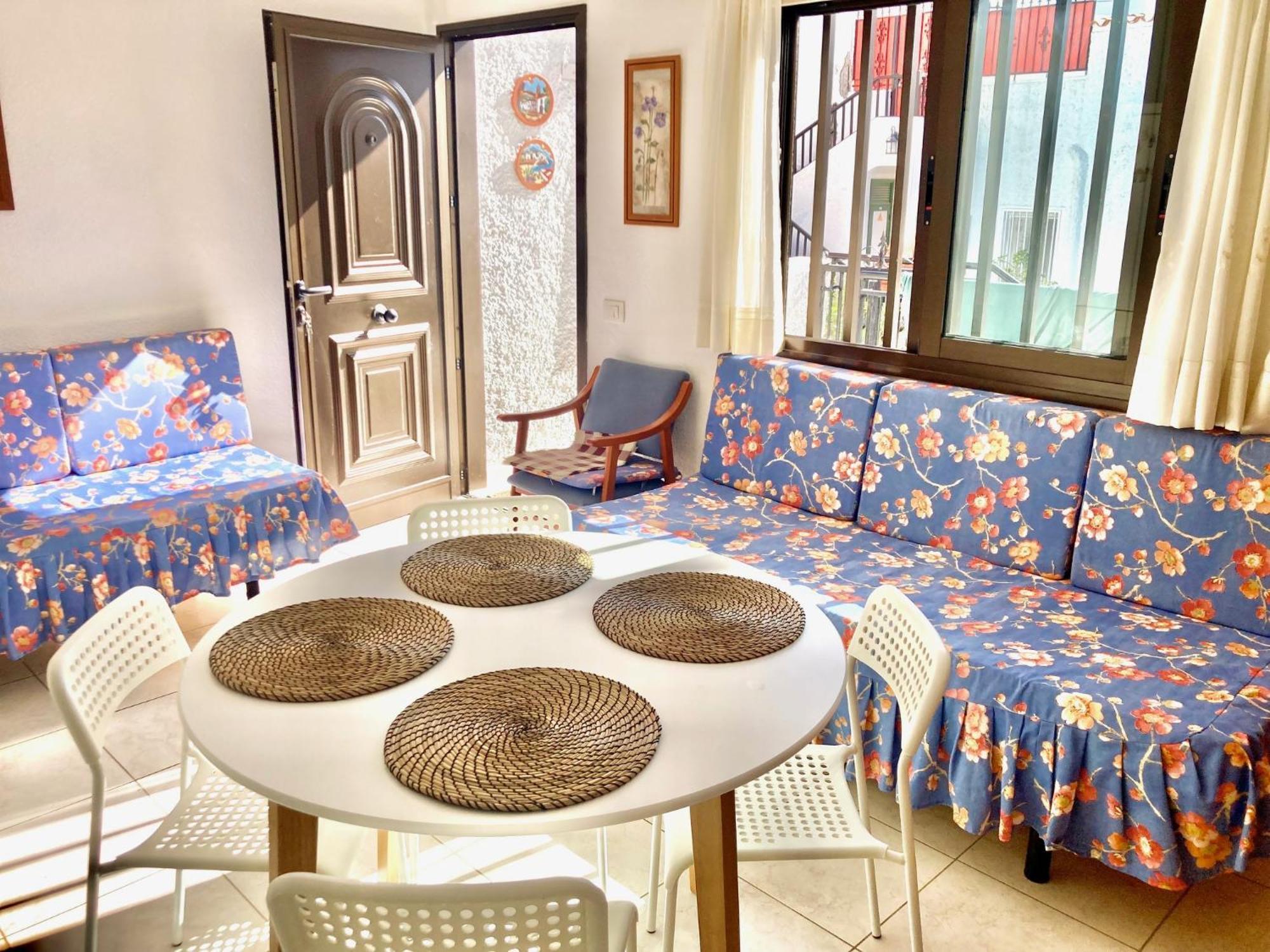 Apartamento En Primera Linea De Playa, Centrico, Tranquilo Playa de las Americas  Eksteriør bilde
